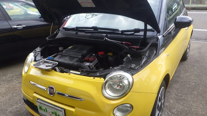 フィアット　５００　冷却水漏れ　サーモスタット交換