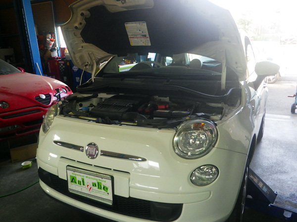 フィアット　５００　デュアロジックオイル交換＆エンジンオイル交換