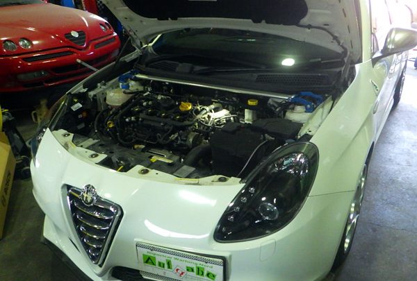 アルファロメオ　ジュリエッタ　エンジン不調　チェックランプ点灯