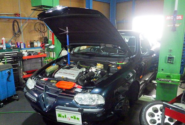 アルファロメオ　アルファ１５６　シフト不良　シフトリンクゲージ交換