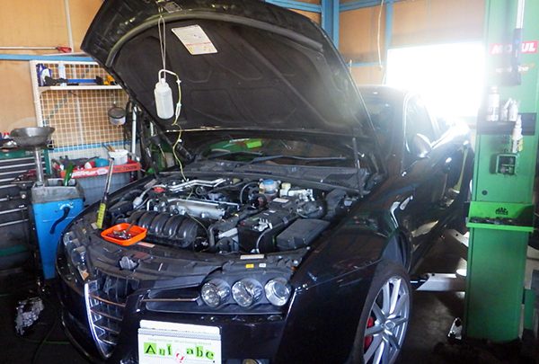 アルファロメオ　アルファ１５９　エンジンオイル交換＆RECS