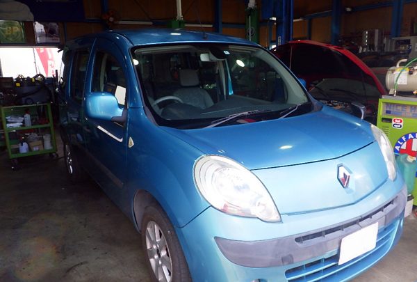 ルノー　カングー　足回り異音　スタビライザーブッシュ・リンクロッド交換