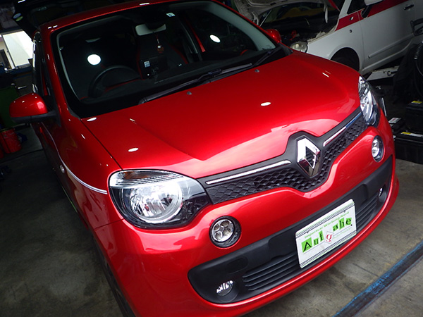 ルノー　トゥインゴ　エンジン不動　フューエルポンプ交換